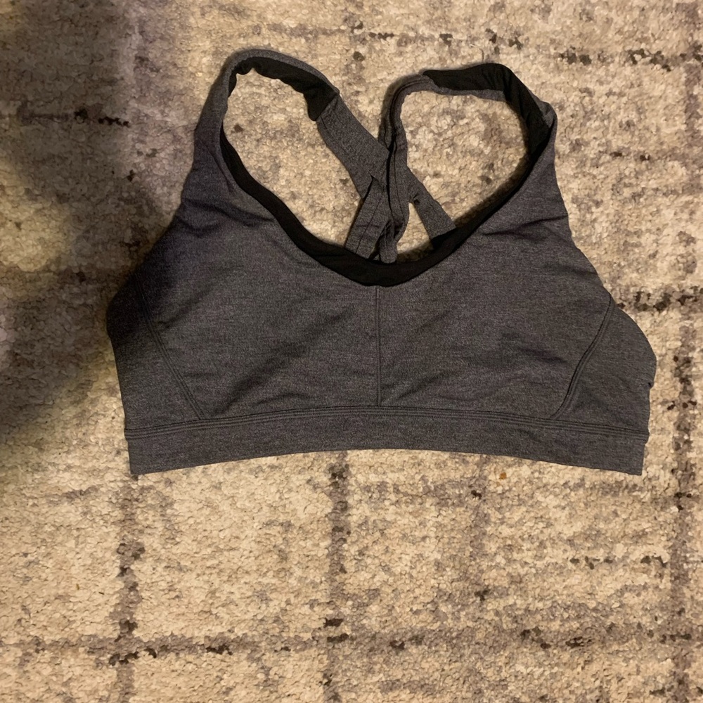 Lululemon sports bra